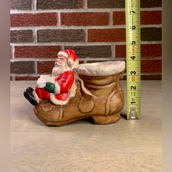 Vintage Artmark’s Christmas Santa w/Book Sitting on Ceramic Boot Shoe Planter - Picture 9 of 11